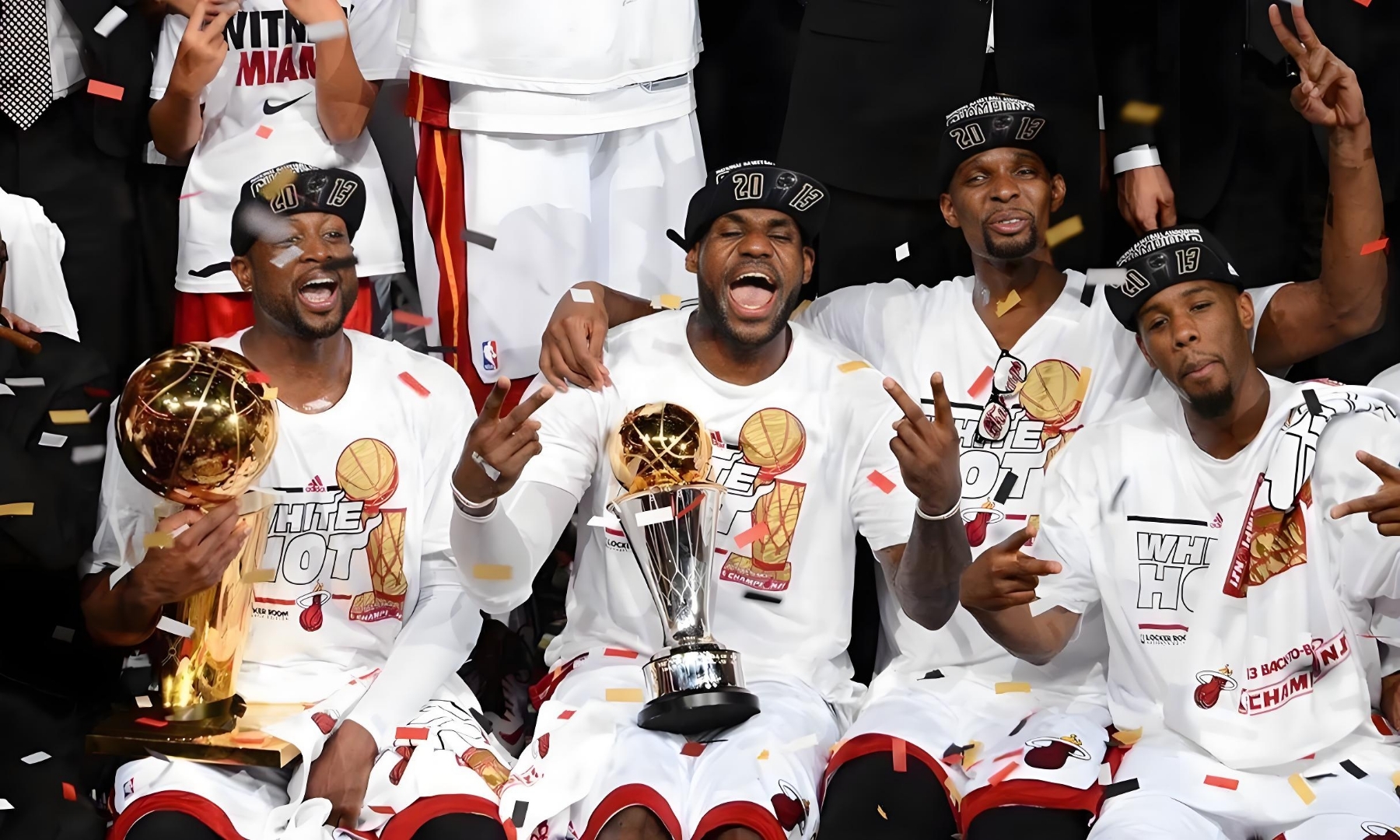 爱游戏下载-一场经典之战！篮球点燃球迷热情