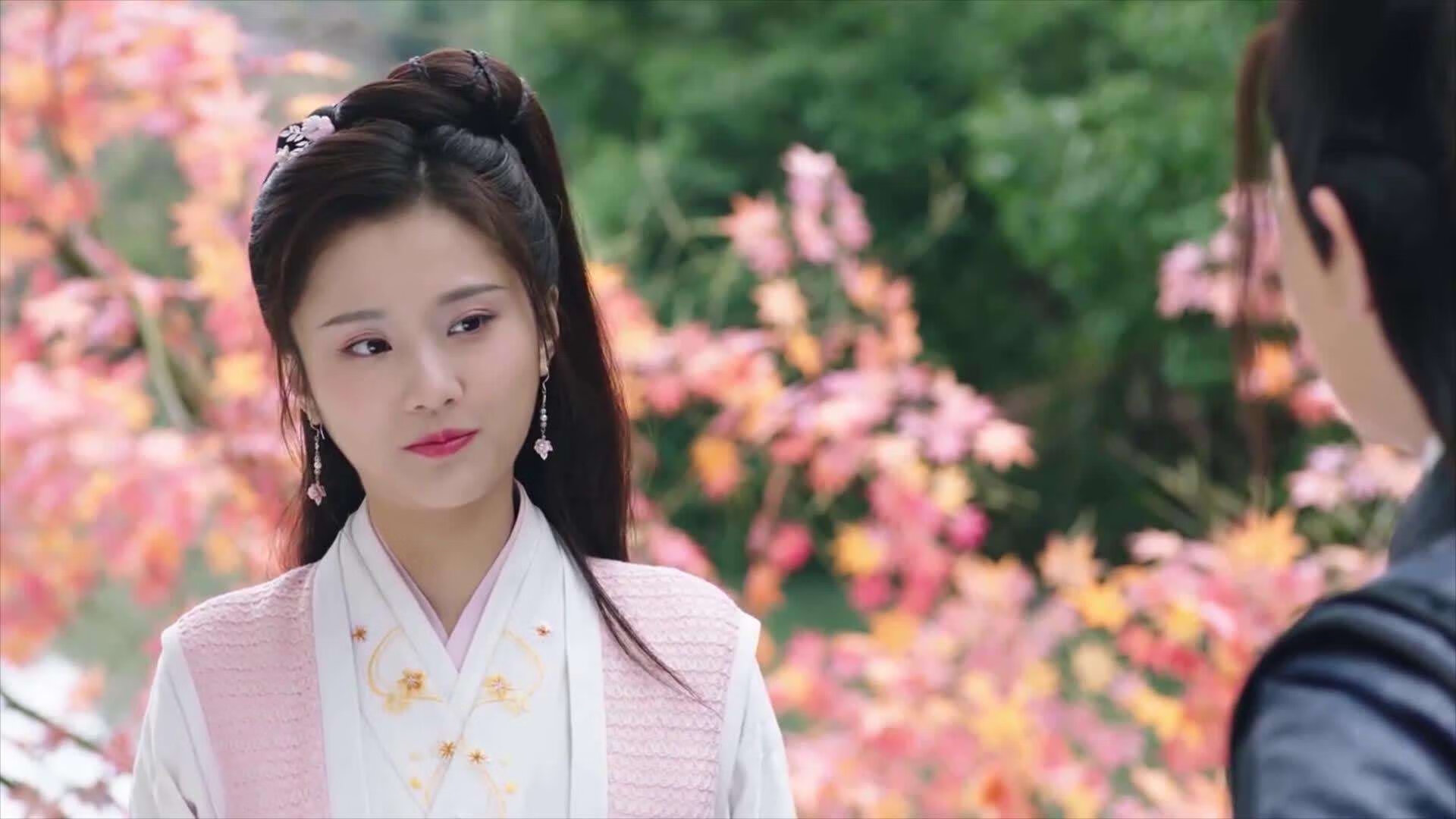 黑马逆袭的夜晚，当哈斯碾压迈凯伦，塞恩斯诠释何为惊艳