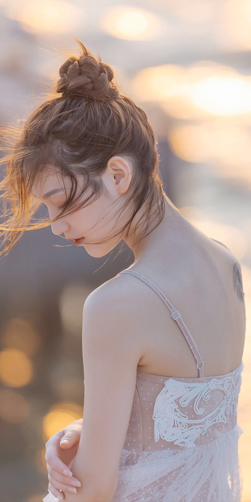 爱游戏官方入口-跨界星火，当NBA状元班凯罗点燃F1揭幕战之夜 速度与热血的对话，一场打破界限的体育盛宴